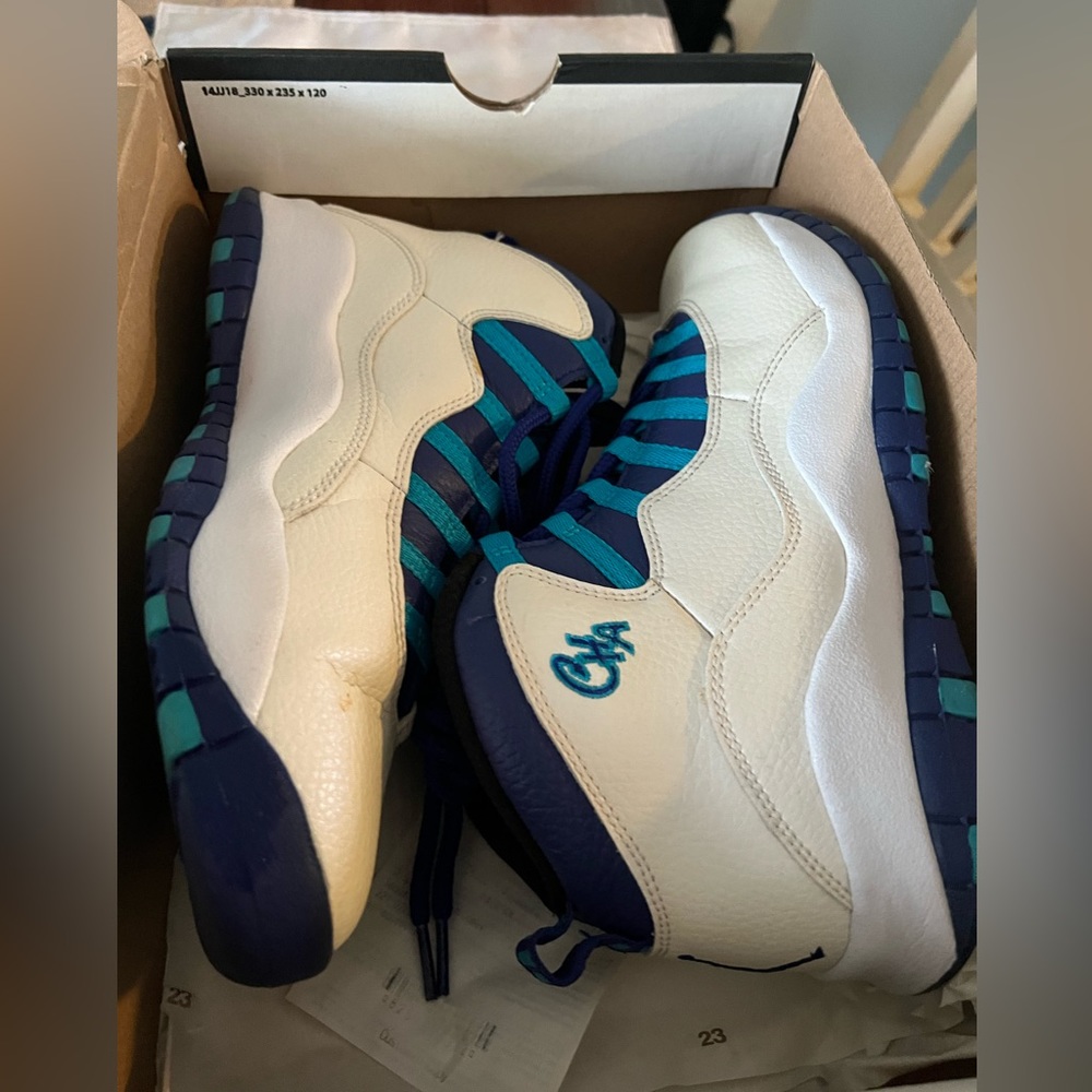 EUC air Jordan retro 10